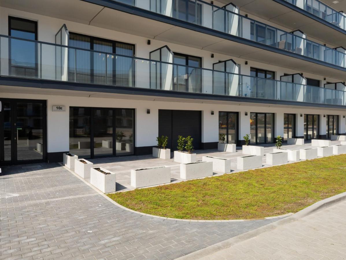 Wellness & Spa Resort Dziwnow Riverfront Apartments With Parking By Noclegi Renters 外观 照片