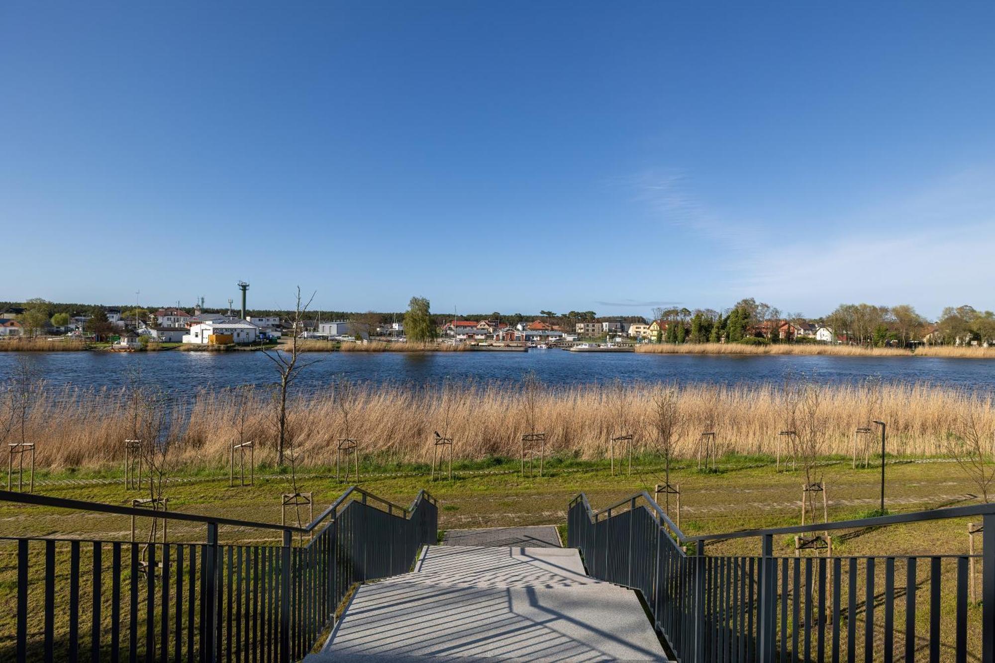 Wellness & Spa Resort Dziwnow Riverfront Apartments With Parking By Noclegi Renters 外观 照片