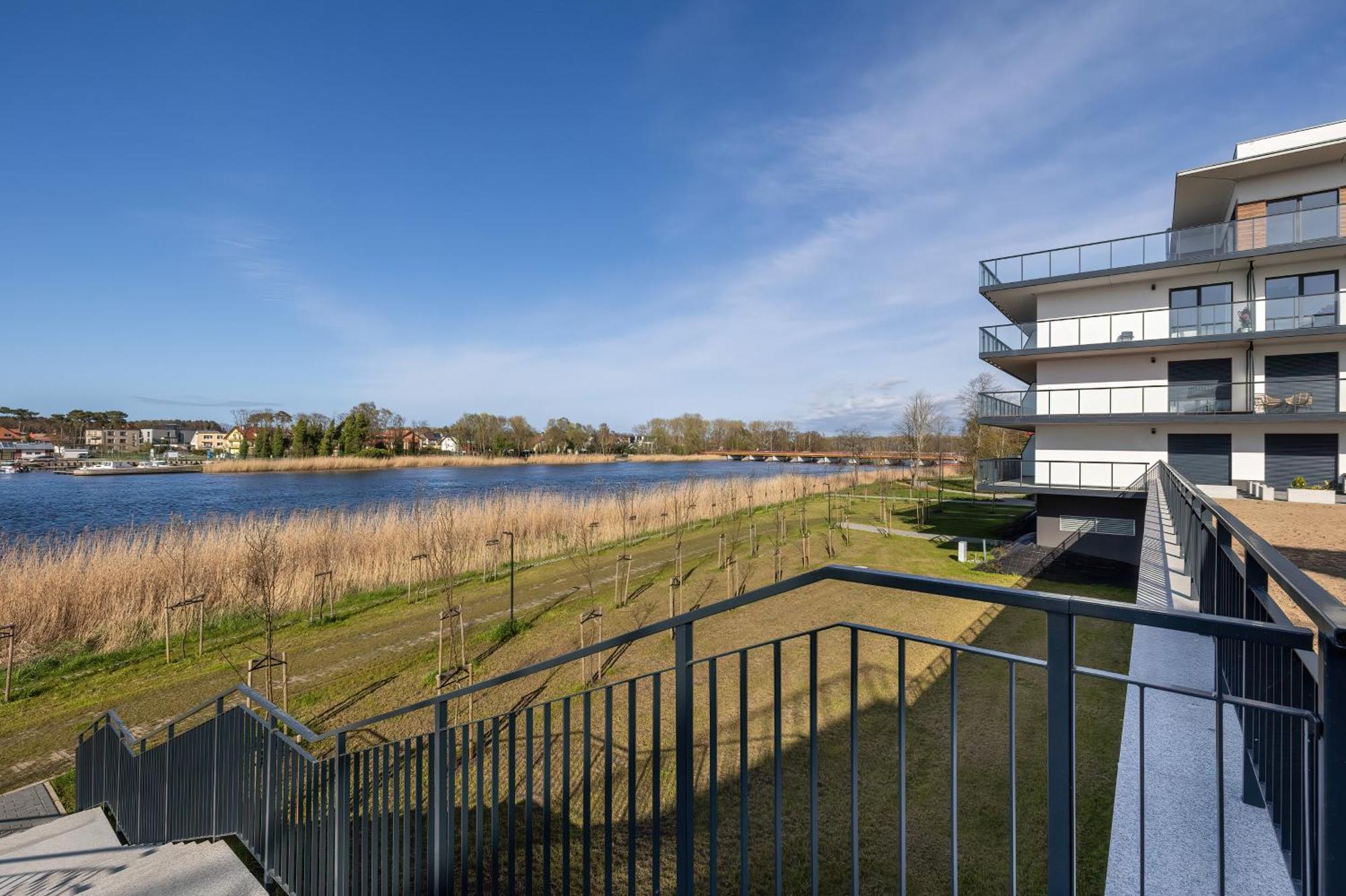 Wellness & Spa Resort Dziwnow Riverfront Apartments With Parking By Noclegi Renters 外观 照片